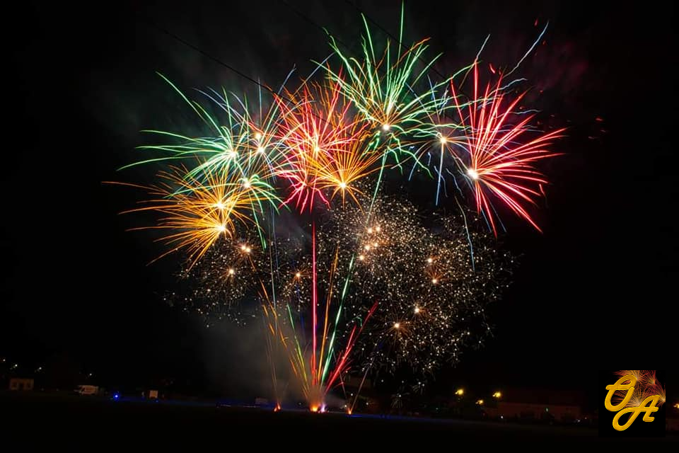 Spectacle pyrotechnique, son et lumière sur mesure